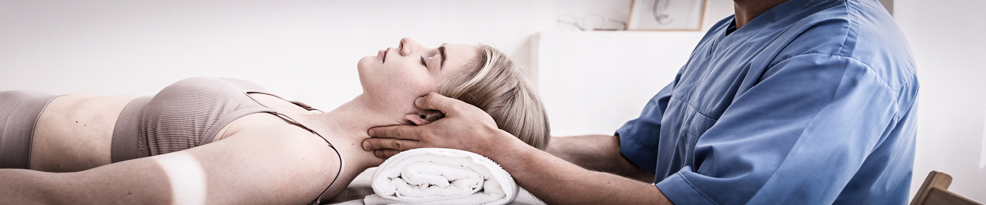 Heilpraktiker Praxis • Lippe • Detmold • Osteopath • Lemgo • Osteopathin • Salzuflen • Lara Siewers (geb. Volkmann) • Naturheilkunde • Lage